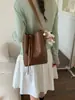 Bolso Pequeño Versátil de Alta Gama para Cruce de Fronteras de Gran Capacidad Estilo Nuevo Primavera 2026 Bolso de Hombro Único para Debajo del Brazo de Mujer Bolso Cubo