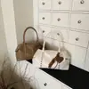 Bolsa casual de outono de grande capacidade para mulheres, novo modelo 2026, bolsa transversal leve e simples, bolsa tote texturizada para o dia a dia