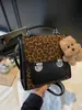 Mini Mochila para Mujer, Bolso Cruzado para Viajes Diarios 2025 Nuevo Plateado Casual Pequeño con Textura Versátil para Estudiante