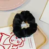 Scrunchie de Pelúcia Outono e Inverno Clássico Simples Elástico de Cabelo para Mulheres, Acessório de Cabelo Que Não Danifica o Cabelo, Ornamento de Cabelo para Rabo de Cavalo