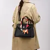 Bolso Nuevo para Mujer 2026, Moda Retro Popular Europea y Americana Tipo Kelly, Bolso Cruzado de Hombro Casual, Bolso de Mano con Estilo
