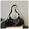 Bolsa Transversal de Ombro Único Sob o Braço Estilo Retro Tendência Novo Estilo Personalizado Novo Produto Motocicleta Novo Produto Texturizada Simples Bolsa Bolinho