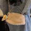 Outono e Inverno Mais Vendido Bolsa Peluda Fofa Feminina 2026 Nova Moda Versátil Bolsa Transversal Bolsa Peluda Pequena Bolsa de Mão Tote