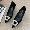 B835-Bf11 Sapatos de Salto Alto da Moda Estilo Coreano para Mulheres com Salto Fino Verão 2026 Novos Sapatos Versáteis de Bico Fino com Strass para Mulheres