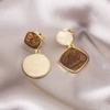 Pendientes de Clip Elegantes y Versátiles para Mujeres Sin Perforaciones, Adecuados para el Viaje Diario, con un Toque de Lujo Ligero de Alta Gama, Diseño Triangular