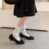 Diseño creativo: zapatos de tacón únicos transformados en botines~Otoño/Invierno 2026 botines apilados de tacón bajo grueso, con punta cuadrada, decorados con lazo, para mujer, piel genuina