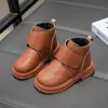 Botas para Niños Primavera y Otoño 2024 Nuevas para Bebé Antideslizantes Suela Suave Caña Baja Botines Cortos Niño Pequeño Botas Negras Individuales