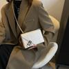Bolso de viaje de estilo coreano para mujer, nueva moda de primavera 2023, bolso de mensajero sencillo para chica, bolso cuadrado pequeño con cadena retro y textura