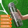 Taza de Agua Grande de Gran Capacidad Taza Espacial para Hombres Botella de Agua de Plástico para Exteriores de Verano Resistente a Altas Temperaturas Anticaídas Taza de Té Portátil