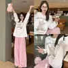 Nueva Camiseta Blanca Linda de Oso con Letra de Manga Larga para Mujer Primavera y Otoño Holgada Estilo Preppy Casual Versátil