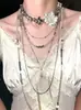 Collar de Flor de Metal de Múltiples Capas con Perlas, Cadena para Clavícula Estilo Y2K Dulce-Genial Chica Popular Personalizable, Accesorio Retro