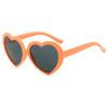Gafas de sol con forma de corazón para niños y niñas de mediana edad, gafas con montura de corazón para posar, gafas de fotos, gafas de sol de verano para bebés.