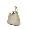 Nova Bolsa Saco Elegante de Couro Genuíno 2026, Bolsa de Couro Bovino Granulado Multifuncional de Nicho para o Dia a Dia, Bolsa Tote de Grande Capacidade