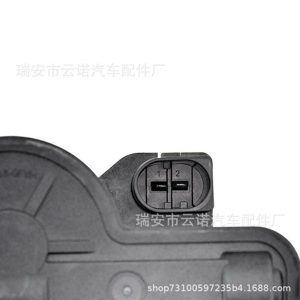 34216860007-34216860008-Rear-W