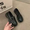 Mocasines Planos Retro Estilo Británico para Mujer 2026 Otoño Nuevos Zapatos Pequeños de Cuero Slip-On Zapatos de Mujer Planos para Commuter para Mujer