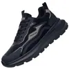 Sapatos Masculinos 2026 Novos Tendência Solado Macio Casuais Primavera e Verão Sapatos Masculinos Preto Respirável Confortáveis Tênis de Corrida