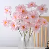 Flor Feliz Flor Artificial Buquê Falso Flor de Seda Artificial Arranjo de Flores Plásticas Decoração de Salão de Casamento Decoração de Sala de Estar