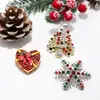 Broche de Navidad 2025 Nuevo de Moda de Gama Alta para Traje Suéter con un Ambiente Festivo, Exquisito Pin de Navidad Accesorio