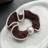 Elástico de Cabelo Pequeno de Pérola Estilo Coreano para Mulheres, Prendedor de Cabelo Elegante Versátil, Corda de Cabelo para Rabo de Cavalo Baixo, Acessórios de Cabelo Elásticos da Moda
