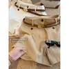 Shorts de linho cáqui para mulheres 2026 novo verão temperamento cintura alta perna larga emagrecimento solto para pessoas baixinhas sensação relaxada