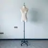 Vestido de noiva de veludo damasco modelo expositor para vitrine de loja de roupas femininas manequim de meio corpo ajustável suporte feminino