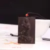 Pendente de Guanyin Esculpido em Agarwood Natural Estátua de Buda Esculpida à Mão Pendente Estilo Chinês Artesanato Tradicional Metafísica Pendente para Bolsa