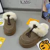 Botas de nieve Sangpo de cuero genuino y lana con suela gruesa para mujer, pantuflas peludas de puntera cerrada para exteriores, zapatos de algodón cálidos engrosados antideslizantes de invierno