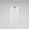 Colete de Tricô Warren Hailong Kw872 Elegante e Suave com Gola Polo e Design Exclusivo em Ponto Trançado para Mulheres.