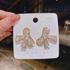 [Aguja de plata S925] Pendientes de mariposa con diamantes de imitación bañados en oro auténtico. Corea del Sur, personalidad exagerada. Celebridad de Internet. Pendientes largos que combinan con todo.
