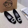 Sapatos Mary Jane de inverno com fivela quadrada, decote baixo, forrados com veludo, para mulheres, baixa estatura, sapatos fofos para mulheres, superfície de veludo, strass, quentes, aumento de altura oculto