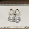 Sapatos de Couro para Meninas 2026 Verão Outono Novo Estilo Borla Laço Sapatos Pequenos de Couro com Saia de Gaze Branca Sola Plana Leve Sapatos Infantis
