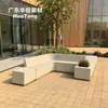 Bandeja de flores em L com plataforma de assento GRC integrada para parques comerciais, assentos paisagísticos externos, áreas de modelos imobiliários, componentes especiais de formato personalizado