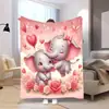 Ventas directas del fabricante: manta de franela transfronteriza con tema de elefante rosa y corazón, manta impresa digitalmente, disponible para venta al por mayor