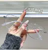 Gafas de Aumento Retro Pequeñas y Elegantes, Lentes Planos Azules Bloqueadores de Luz, Monturas de Metal para Mujer, Aspecto Natural de Alta Gama