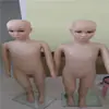 Maniquíes de cuerpo entero para tiendas de ropa, incluyendo hombres y mujeres, así como maniquíes para vestidos de novia y accesorios de exhibición.
