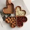 Caixa Empilhável de Madeira Maciça para Frutas Secas Caixa Criativa de Doces em Formato de Coração Bandeja Japonesa para Sementes de Melão e Frutas Secas Bandeja de Madeira para Frutas Bandeja para Lanches
