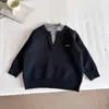 Nausicaä del Valle del Viento 2025 Nuevo Invierno Ropa de Punto Gruesa Estilo Coreano Falso Dos Piezas para Niños y Niñas con Cuello con Abertura