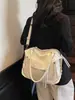 Bolsa Tote de Gran Capacidad Transfronteriza, Nueva Bolsa Versátil con Tachuelas para Motocicleta, Bolso Versátil para Mujer para Hombro y Cruzado para Viajes Diarios