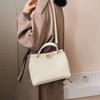 Bolsa Simples de Grande Capacidade Bolsa Feminina 2024 Nova Moda Europeia e Americana Textiva Bolsa de Ombro Trabalho Viajante Crossbody Bolsa