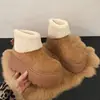 Sapatos casuais, sapatos de algodão de inverno com aumento de altura, novas botas de neve com sola grossa para mulheres, fofos e macios, forrados com fleece, tamanho grande, botinhas peludas 2026