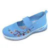 Zapatos Transfronterizos Tallas Grandes para Mujer 2025 Otoño Zapatos de Tela del Viejo Pekín Suela Suave Cómodos Zapatos para Madres de Mediana Edad y Mayores Pegatinas Generación Temu