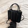 Bolsa Saco Versátil Retrô Bolsa Transversal Feminina Textura de Alto Padrão Bolsa de Mão Moda Simples Bolsa de Ombro Comércio Exterior Transfronteiriço