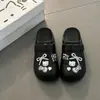 Zuecos Transpirables de Dibujos Animados a la Moda para Verano, Estilo Lindo, Suela Gruesa, Antideslizantes, Fáciles de Poner, Zapatos Perforados para Uso en Casa y al Aire Libre
