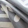 Cojín de sofá de felpa, lujoso y de alta gama para otoño e invierno, funda de sofá, manta de sofá engrosada y antideslizante, y funda de sofá a prueba de gatos