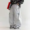Ropa para Niños Niños Ropa de Otoño Pantalones 2026 Nuevo Estilo Pantalones Cargo para Niños Estilo Otoño Niños Primavera y Otoño Niños Medianos y Grandes Pantalones Largos Modernos