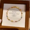 Pulsera Geométrica de Zirconia Chapada en Oro Real de 18k Lujo Ligero Nicho Alta Gama Exquisita Pulsera de Mano Fresca Dulce Joyería de Mano