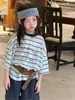 2026 Verano Nuevo Estilo Coreano Versátil Infantil Rayas con Letras Manga Corta Niños y Niñas Fresca Transpirable Holgada Camiseta