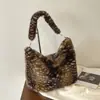 Elegante Bolsa de Tote de Felpa Xiaomi de Gran Capacidad y Alto Valor para Mujer 2026 Otoño Nuevo Bolso Retro de Hombro Único Bolso para Viajes