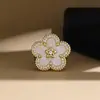 Juego de Joyería de Trébol de Cinco Hojas, Collar de Flor de Ciruelo de Nácar Natural de Lujo Ligero, Cadena para Clavícula Transfronteriza, Pendientes, Anillo, Pulsera para Mujer