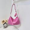 Bolsa de Lona Transfronteiriça para Mulheres 2026 Novo Estilo Bolsa de Ombro Estilo Ins Design de Nicho Versátil Bolsa Quadrada Pequena Transversal Casual